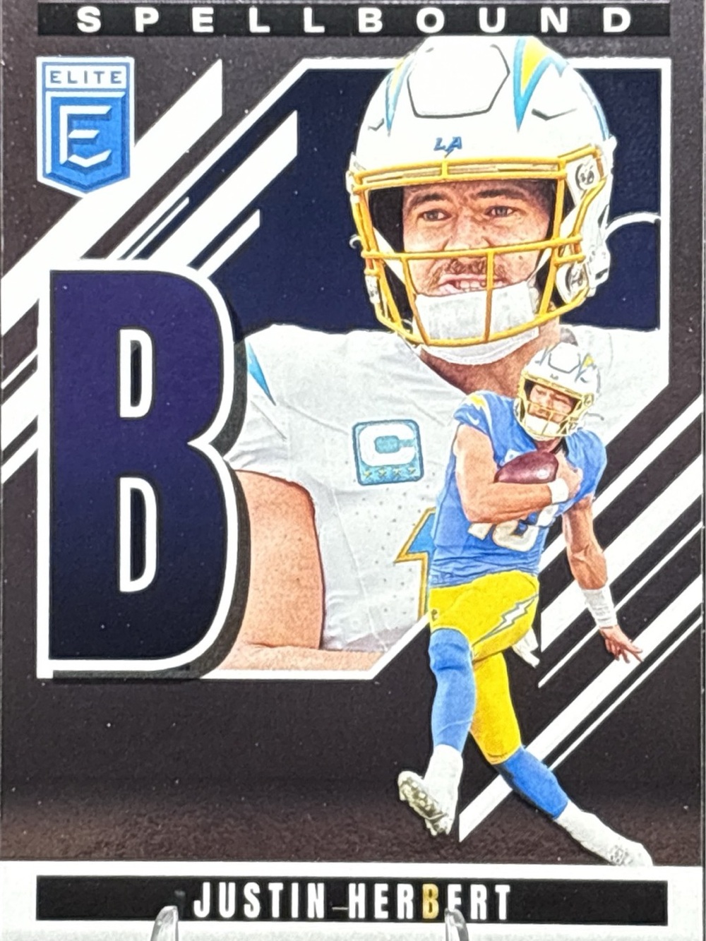 Panini Elite Justin Herbert Football Card - Spellbound